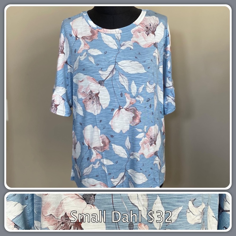 NWT LULAROE DAHL CROP TOP